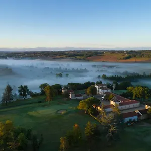 chateau-golf-de-pallanne.midi-pyreneeshotels.com/